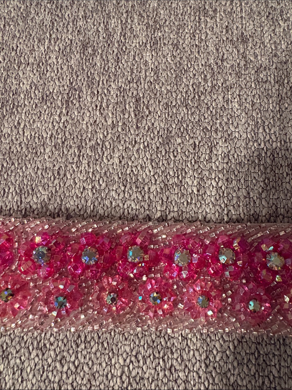 Pink Beaded Elastic Waist Belt with Decorative Buckle - Picture 3 of 6